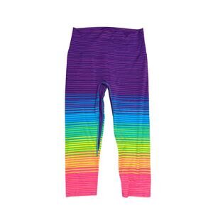 Women XL K-Deer Sugar Rush Ombre Rainbow Stripe Leggings Cropped Capri Pants